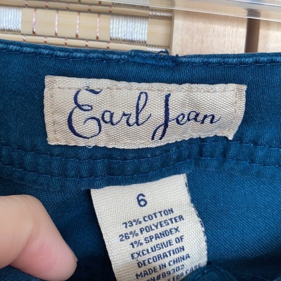 Earl Jean Galaxy Blue Denim Jeans Size 6 Skinny Leg Casual Pants - Picture 7 of 10